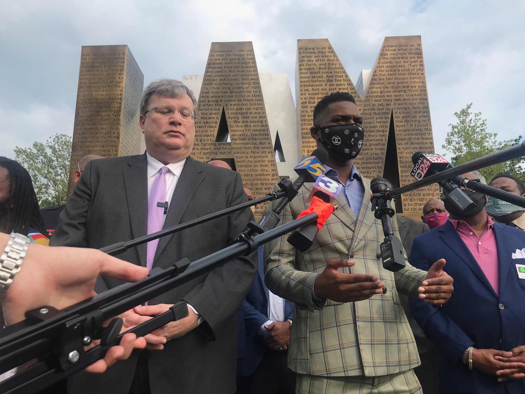 Devante Hill speaking to press at the I AM A MAN plaza in Memphis